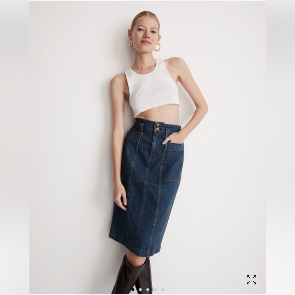Madewell Superhigh-waist Midi skirt in blue black wash size 26 Like New!